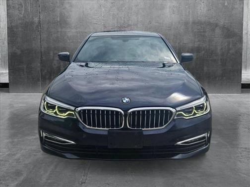 2017 BMW 540 540i