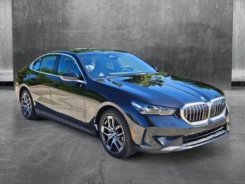 2025 BMW i5 eDrive40