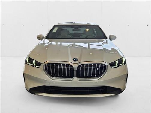 2025 BMW i5 eDrive40