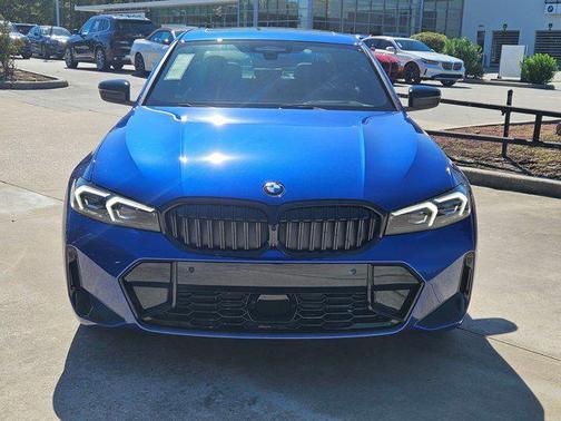 Portimao Blue Metallic 2026 BMW 330 NA