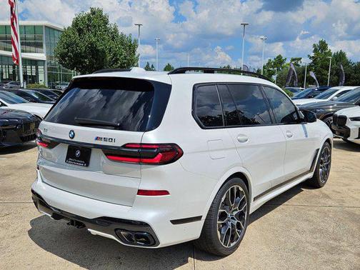 2026 BMW X7 M60i