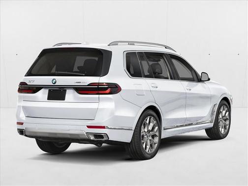 Mineral White Metallic 2027 BMW X7 M60i