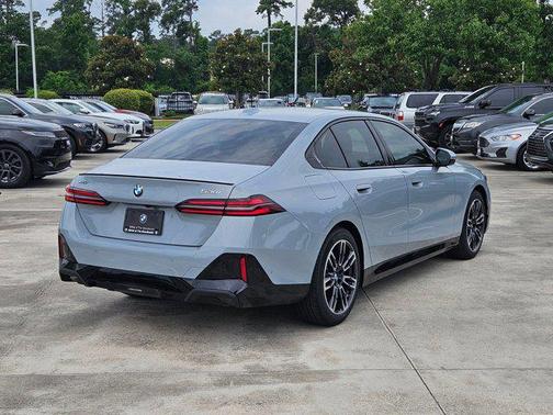 2026 BMW 530 i xDrive