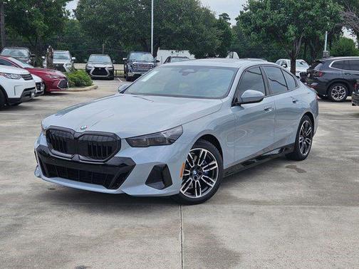 2026 BMW 530 i xDrive