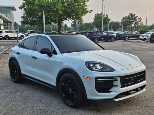 2025 Porsche Cayenne Turbo GT