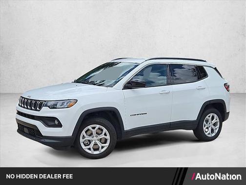 Bright White Clearcoat 2024 Jeep Compass Latitude