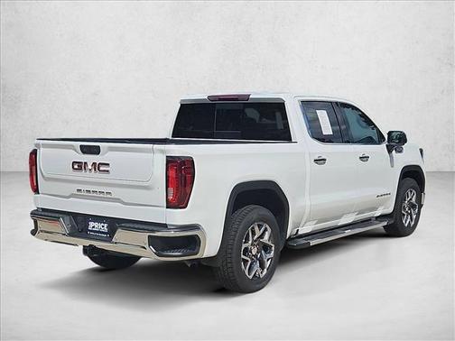 Summit White 2024 GMC Sierra 1500 SLT