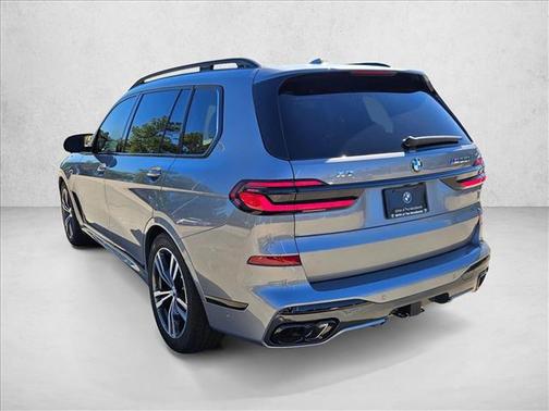 2026 BMW X7 M60i