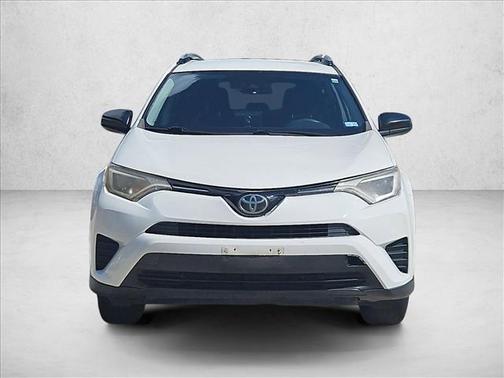 Super White [White] 2017 Toyota RAV4 LE
