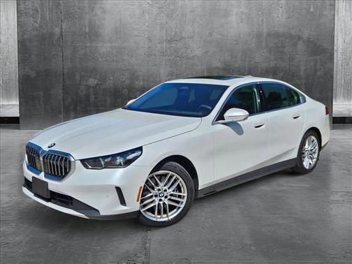 2025 BMW 540 i xDrive