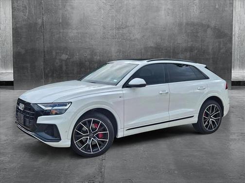 2021 Audi Q8 55 Premium Plus