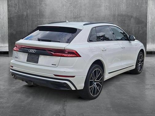 2021 Audi Q8 55 Premium Plus