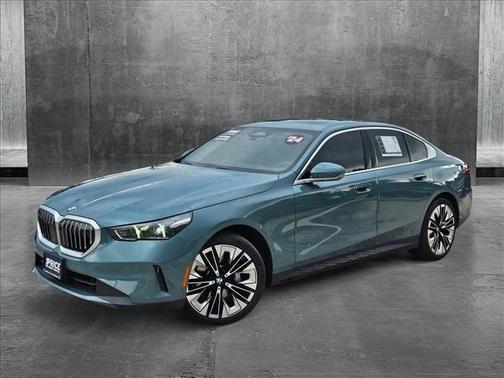 2024 BMW 530 i