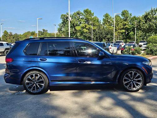 2022 BMW X7 xDrive40i