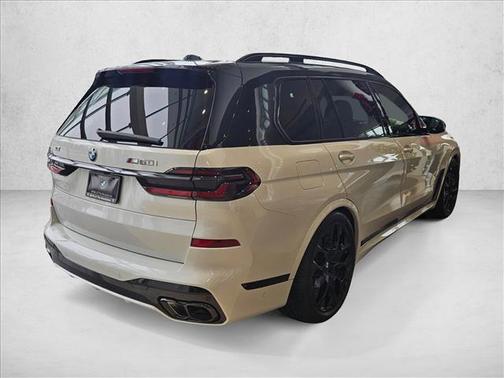 2026 BMW X7 M60i