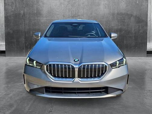 2024 BMW 540 i xDrive