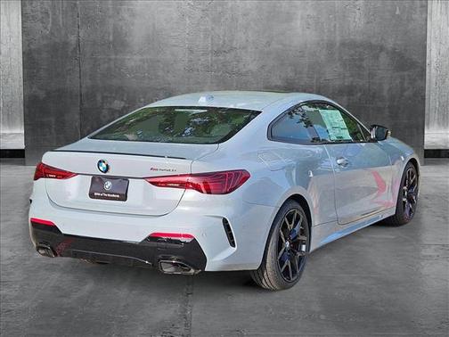 2026 BMW M440 i