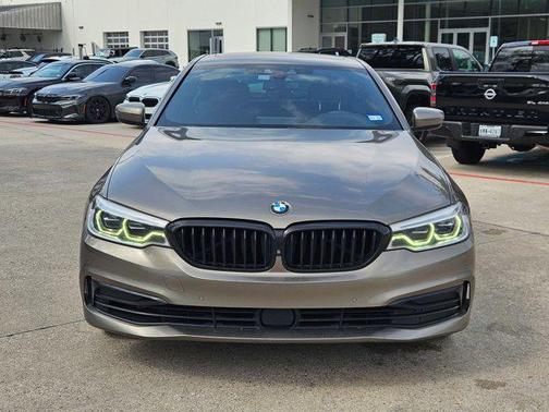 2019 BMW 540 540i