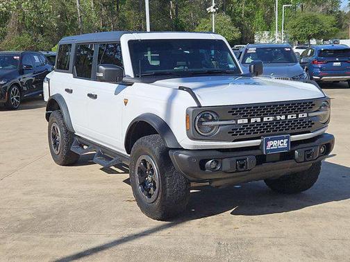 2023 Ford Bronco Badlands