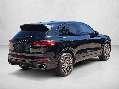 2017 Porsche Cayenne Platinum Edition