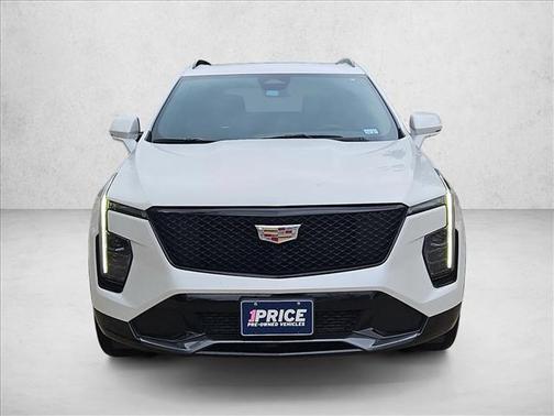 2024 Cadillac XT4 Sport