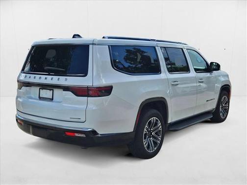 2024 Jeep Wagoneer L Series II 4x2