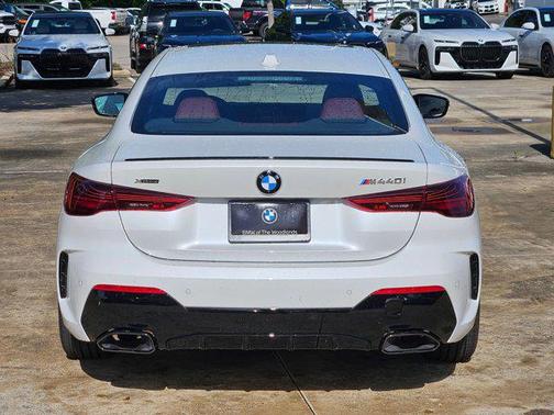 2026 BMW M440 i xDrive