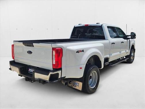 2024 Ford F-350 XLT