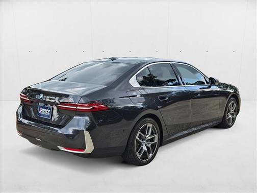 2024 BMW i5 eDrive40