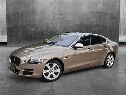 2017 Jaguar XE 25t Prestige