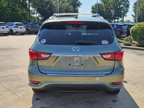 2016 INFINITI QX60 Base