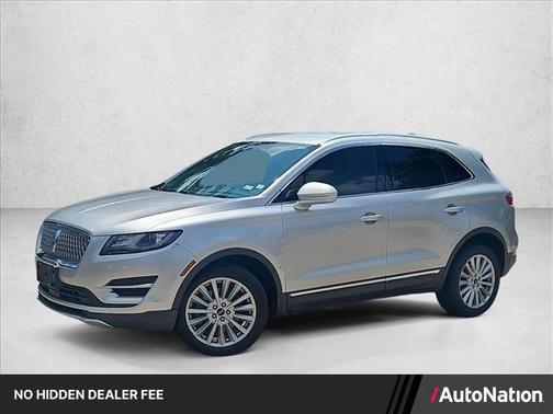 Ingot Silver Metallic 2019 Lincoln MKC Standard