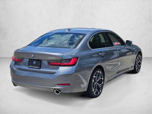 2025 BMW 330 i