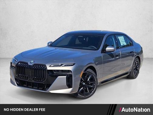 Oxide Grey Metallic 2026 BMW i7 eDrive50