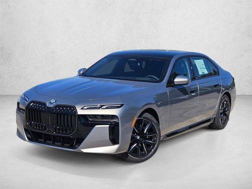 Oxide Grey Metallic 2026 BMW i7 eDrive50