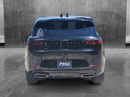 2024 Land Rover Range Rover Sport SE