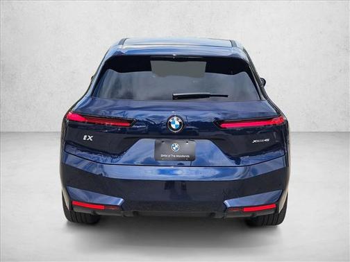 2026 BMW iX xDrive45