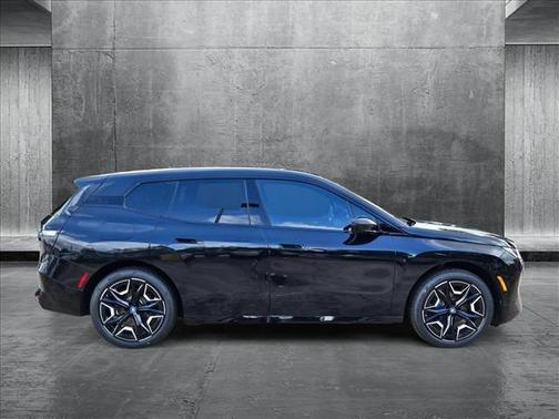2025 BMW iX xDrive50