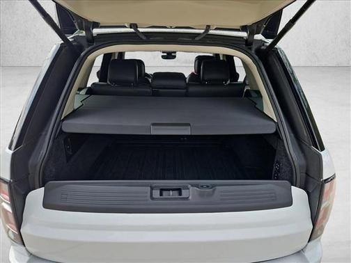 Fuji White 2020 Land Rover Range Rover 3.0L V6 Supercharged HSE