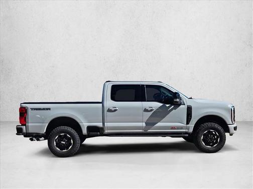 2025 Ford F-350 Platinum