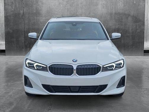 2025 BMW 330 i