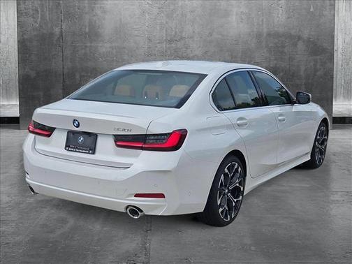 2025 BMW 330 i