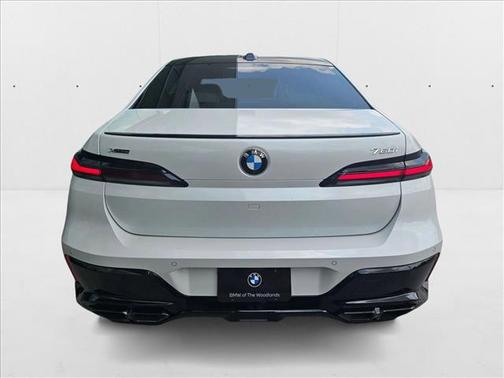 2025 BMW 760 i xDrive