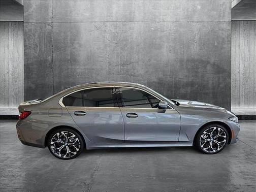 2025 BMW 330 i