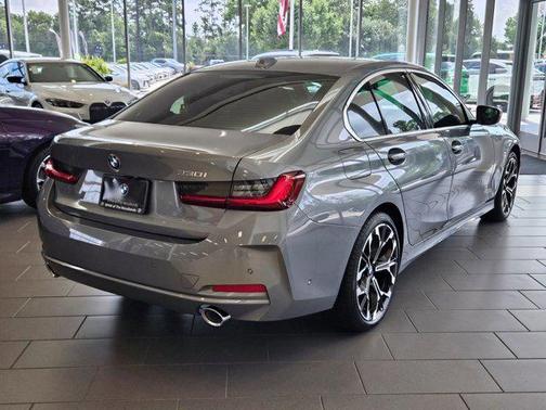 2025 BMW 330 330i Sedan