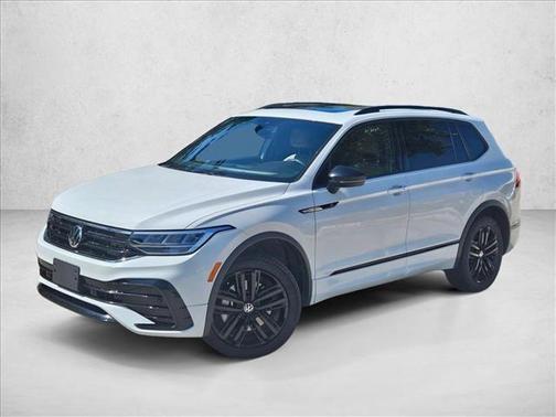 2022 Volkswagen Tiguan 2.0T SE R-Line Black