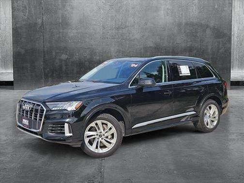 2024 Audi Q7 55 Premium Plus