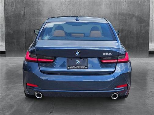 2025 BMW 330 i