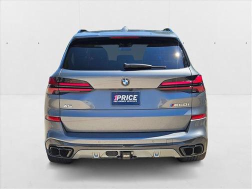 2024 BMW X5 M60i