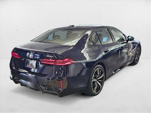 2026 BMW 530 i xDrive